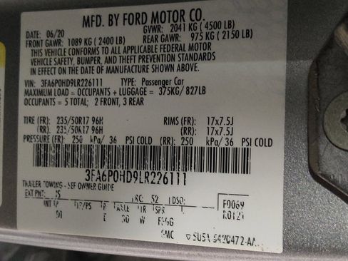 Used 2020 Ford Fusion SE FWD image 33