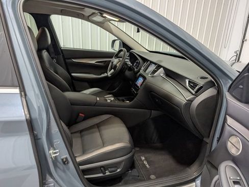 Used 2023 INFINITI QX50 Luxe AWD/4WD image 29