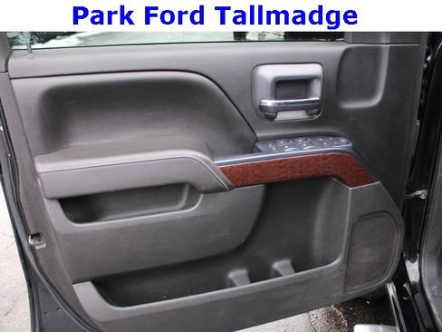 Used 2017 GMC Sierra 1500 SLE image 12