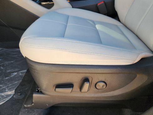 New 2025 Kia Telluride EX w/ EX Captain's Chair Package image 17