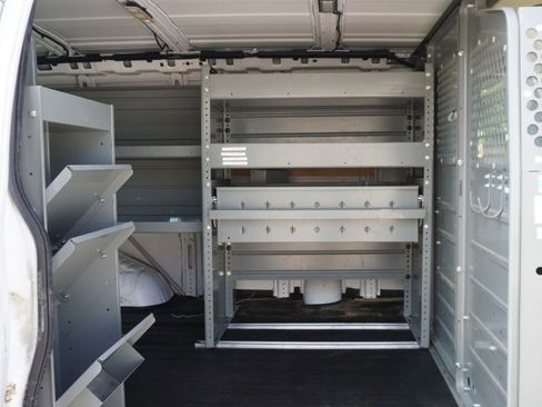 Used 2015 Chevrolet Express 2500 image 11