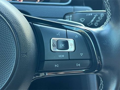 Used 2019 Volkswagen Golf R 4-Door image 29