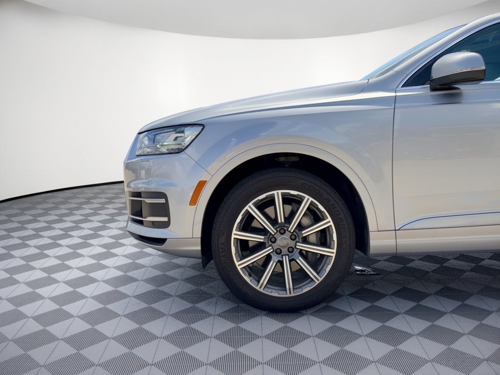 Used 2019 Audi Q7 3.0T Premium Plus AWD/4WD image 13