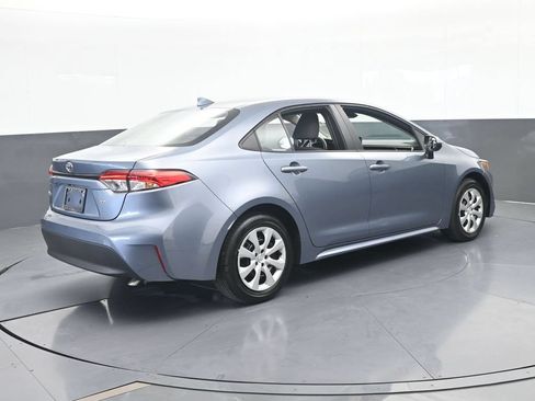 Used 2024 Toyota Corolla LE FWD image 6