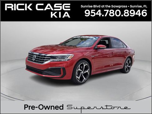 Used 2022 Volkswagen Passat 2.0T R-Line image 1