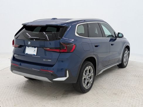 Used 2025 BMW X1 xDrive28i w/ Premium Package image 9
