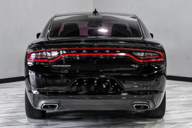 Used 2018 Dodge Charger R/T RWD image 10