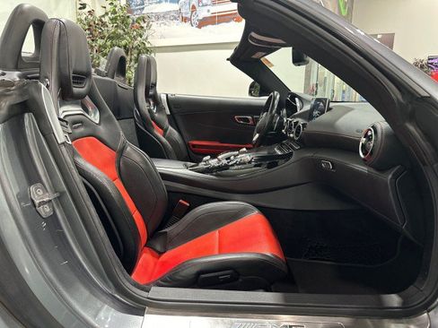 Used 2019 Mercedes-Benz AMG GT Roadster image 56