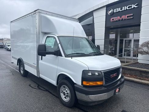 Used 2024 GMC Savana 3500 w/ Power Convenience Package image 1