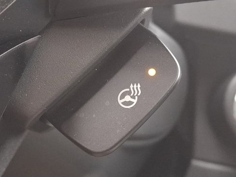 Certified 2025 Subaru Ascent Bronze Edition image 28