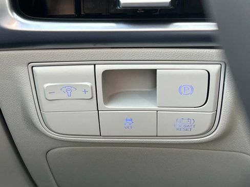 New 2026 Hyundai Tucson Blue SE w/ Tow & Go Package image 24