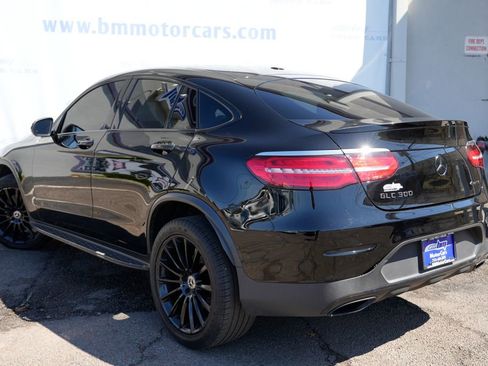 Used 2018 Mercedes-Benz GLC 300 4MATIC Coupe image 4