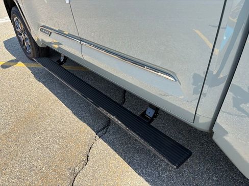 New 2026 Toyota Tundra Platinum AWD/4WD image 25
