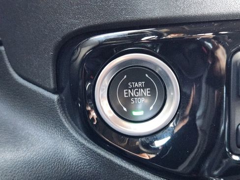 Used 2024 Chevrolet Silverado 2500 LTZ w/ LTZ Convenience Package image 20