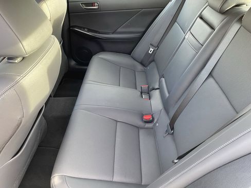 Used 2024 Lexus IS 300 300 w/ Premium Package image 19