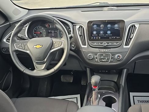 Used 2022 Chevrolet Malibu RS image 22