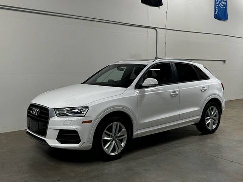 Used 2017 Audi Q3 2.0T Premium FWD image 5