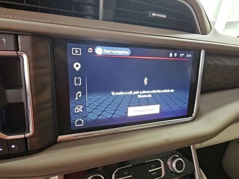 Certified 2023 GMC Yukon XL Denali w/ Denali Reserve Package RWD image 16
