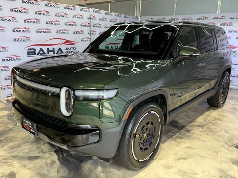 Used 2025 Rivian R1S Adventure AWD/4WD image 62