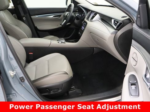 Used 2025 INFINITI QX50 Luxe image 42