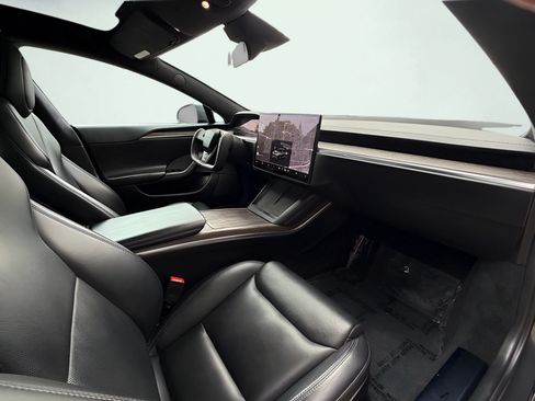 Used 2022 Tesla Model S AWD/4WD image 38