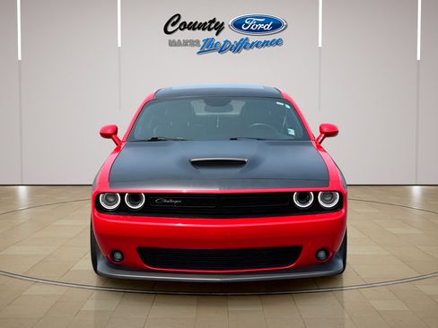 Used 2020 Dodge Challenger R/T Scat Pack w/ T/A Package RWD image 4