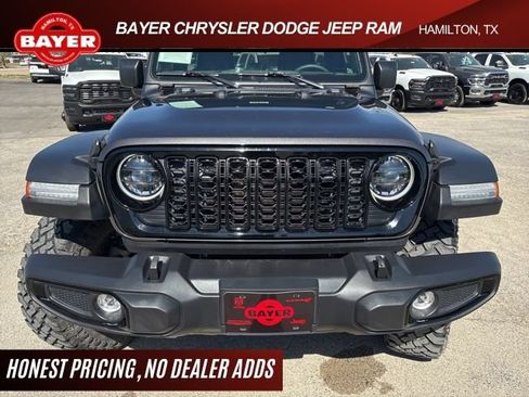 Used 2024 Jeep Wrangler Unlimited Sport AWD/4WD image 14