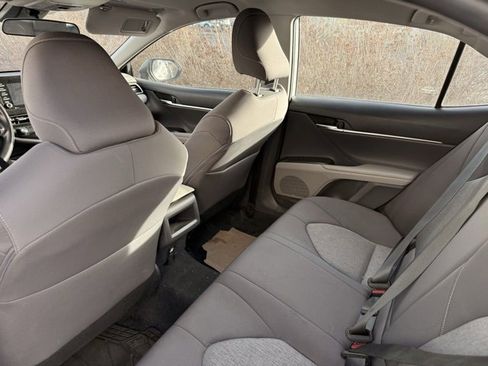 Used 2022 Toyota Camry LE image 14