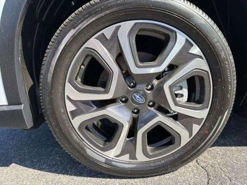 Certified 2025 Subaru Ascent Limited AWD/4WD image 27