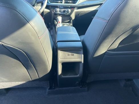 Used 2024 Chevrolet Trax RS w/ Sunroof Package FWD image 15