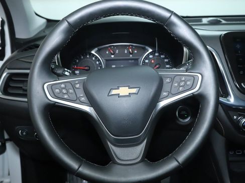 Used 2023 Chevrolet Equinox Premier image 22