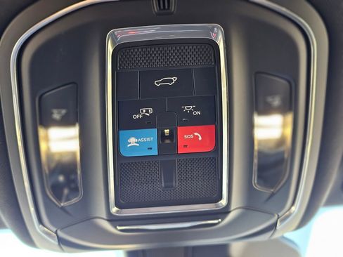 New 2026 Jeep Grand Cherokee L 4WD image 18