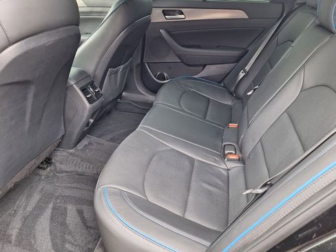 Used 2018 Hyundai Sonata Limited image 11