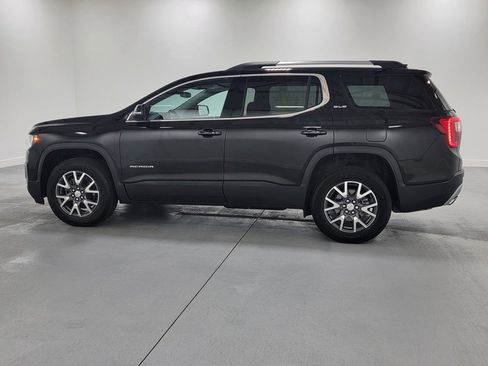 Used 2023 GMC Acadia SLE w/ Driver Convenience Package image 5
