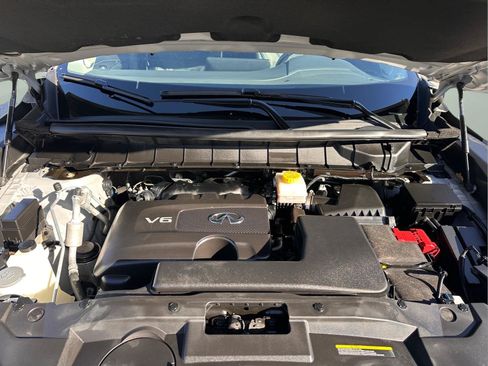 Used 2023 INFINITI QX60 Luxe w/ Performance Audio Package FWD image 32