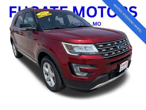Used 2017 Ford Explorer XLT w/ Equipment Group 202A AWD/4WD image 10