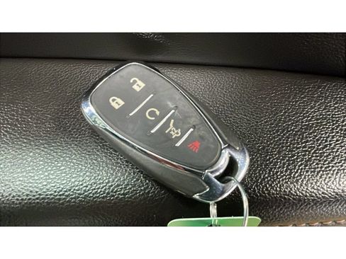 Used 2021 Chevrolet Traverse LT AWD/4WD image 20