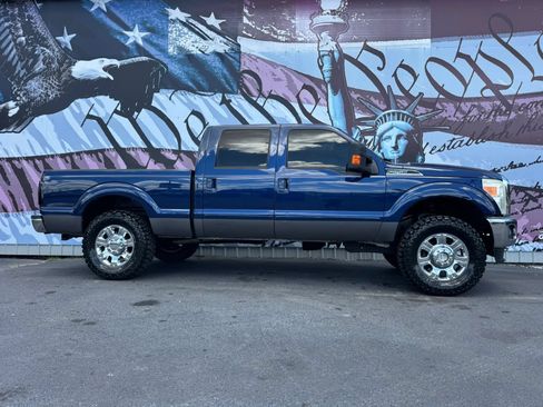 Used 2011 Ford F250 Lariat w/ Lariat Ultimate Pkg AWD/4WD image 1