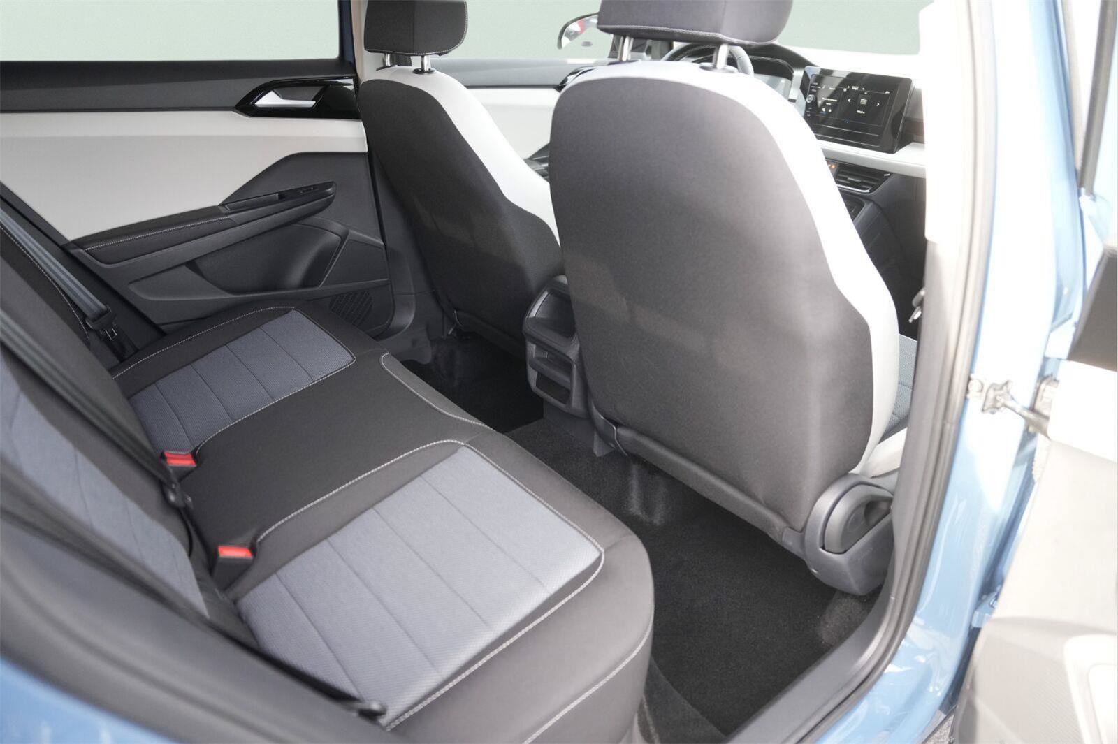 Used 2026 Volkswagen Taos S FWD image 14