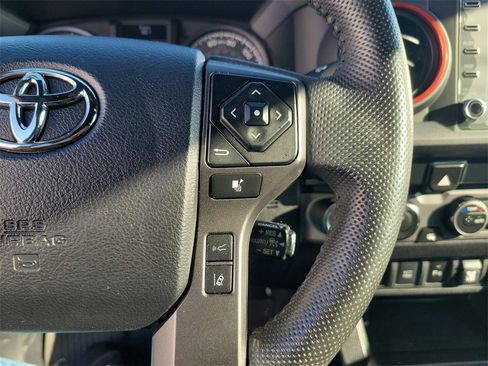 Used 2023 Toyota Tacoma TRD Sport image 19