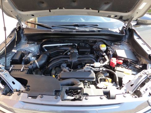 Used 2025 Subaru Forester Premium AWD/4WD image 18