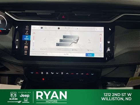 New 2026 Jeep Cherokee Laredo AWD/4WD image 18