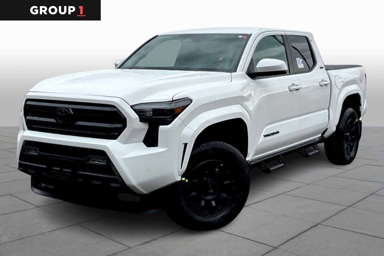 Used 2025 Toyota Tacoma SR5 AWD/4WD image 1