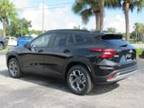 New 2025 Chevrolet Trax LT w/ Driver Confidence Package image 6