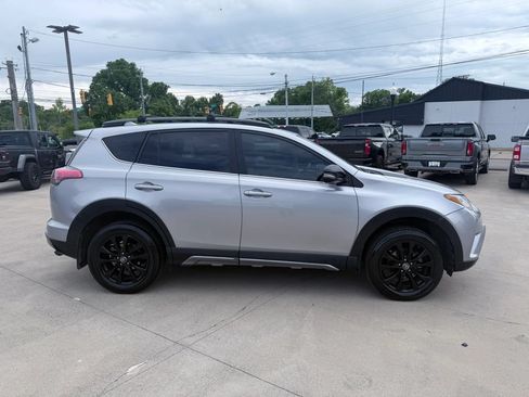 Used 2018 Toyota RAV4 Adventure AWD/4WD image 28