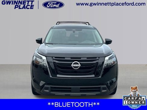 Used 2025 Nissan Pathfinder SV w/ Black Appearance Package AWD/4WD image 2