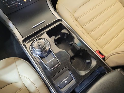 Used 2020 Ford Edge SEL w/ Convenience Package FWD image 26