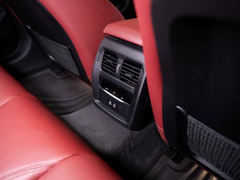 Used 2023 BMW i4 eDrive40 w/ Premium Package image 69