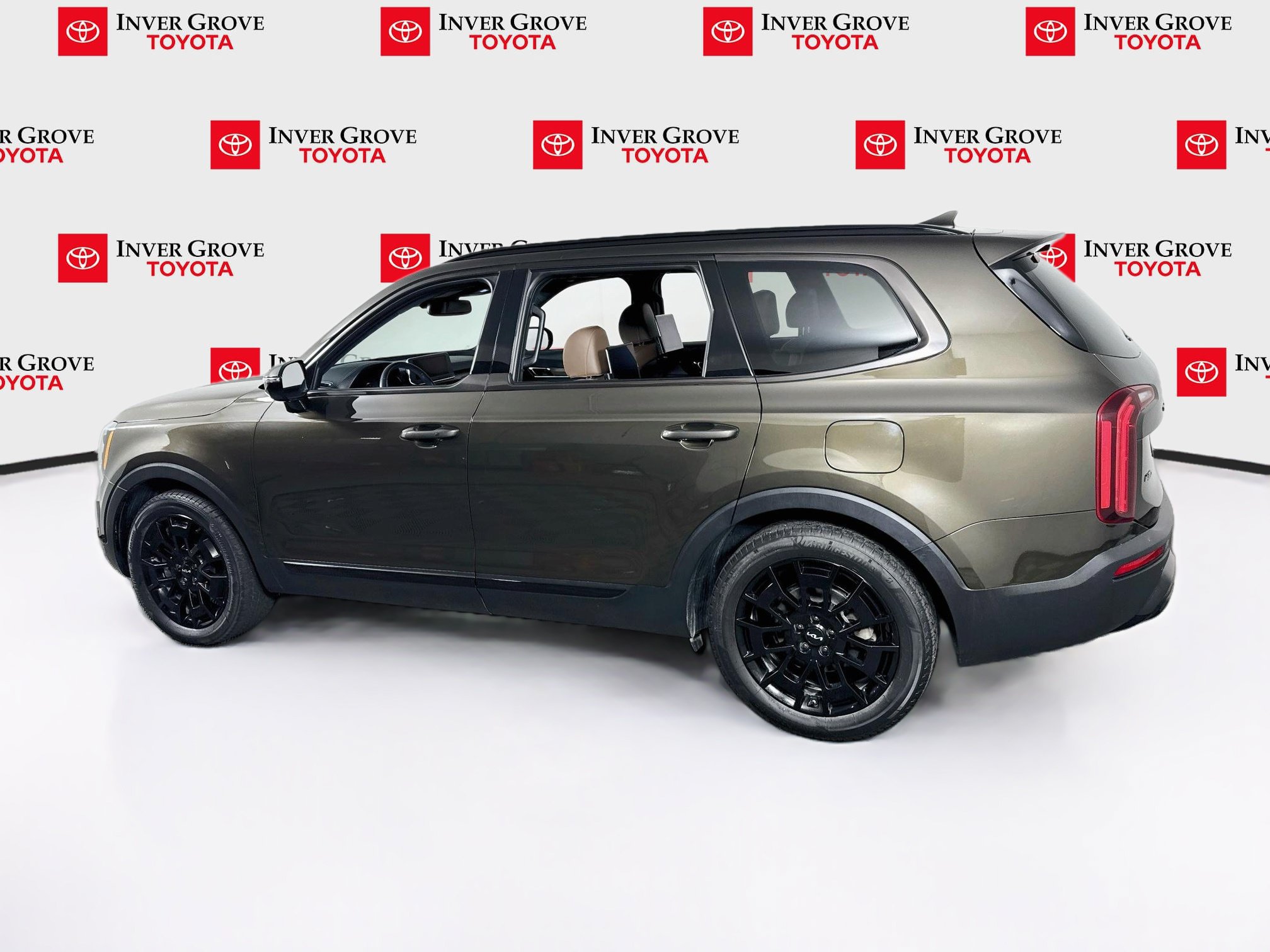 Used 2022 Kia Telluride SX w/ SX Prestige Package AWD/4WD image 7