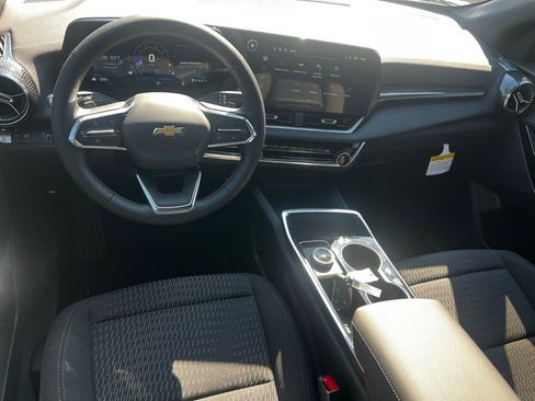 New 2026 Chevrolet Equinox LT image 29